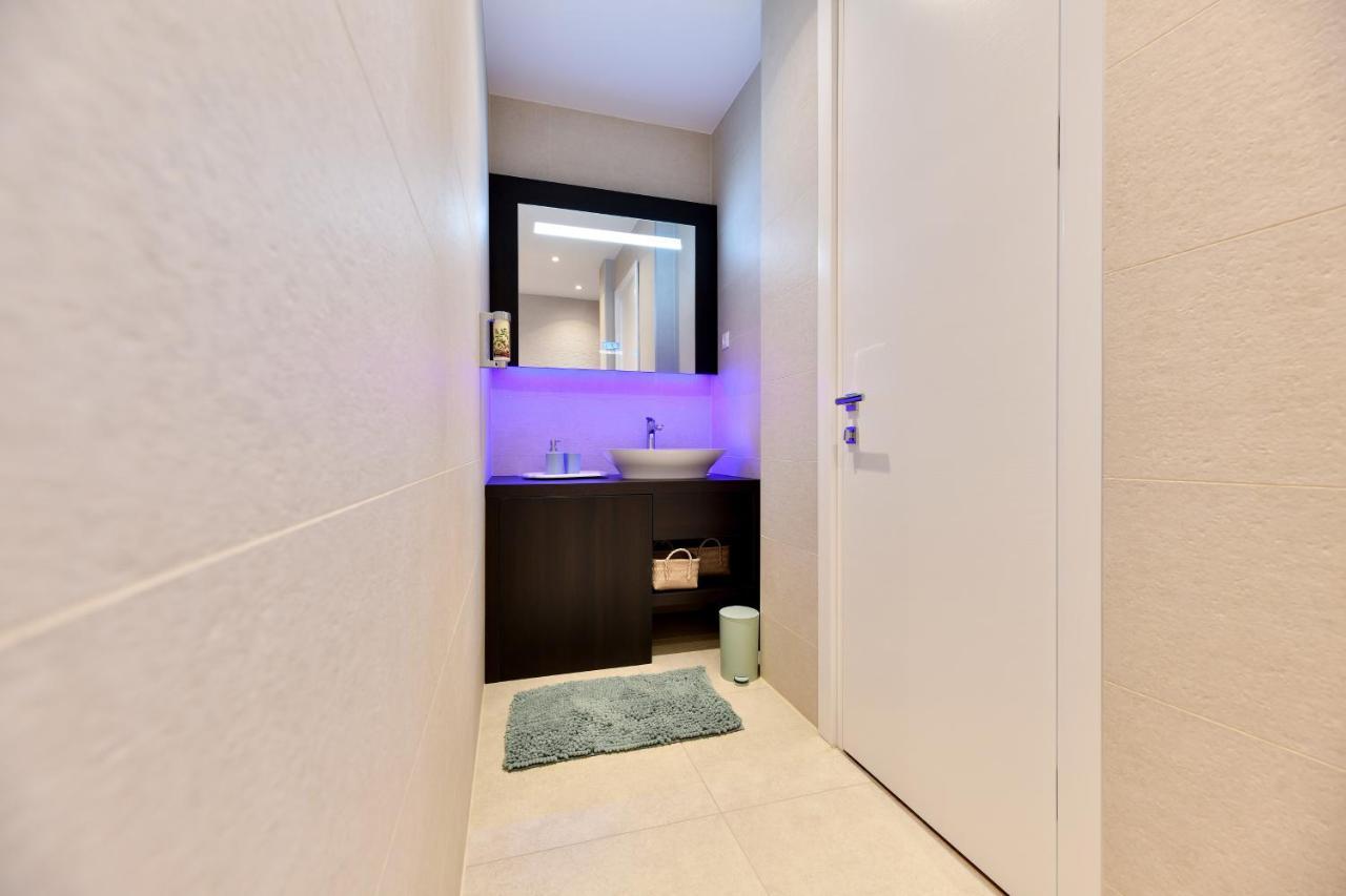 Crowonder Apartments & Rooms Oaza With Heated Swimming Pool And Sauna Turanj Exterior foto