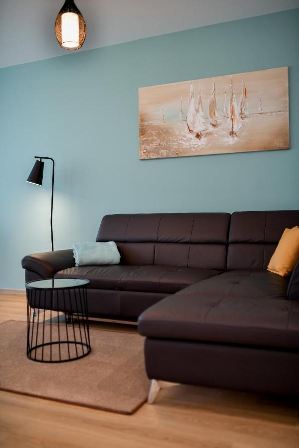 Crowonder Apartments & Rooms Oaza With Heated Swimming Pool And Sauna Turanj Exterior foto