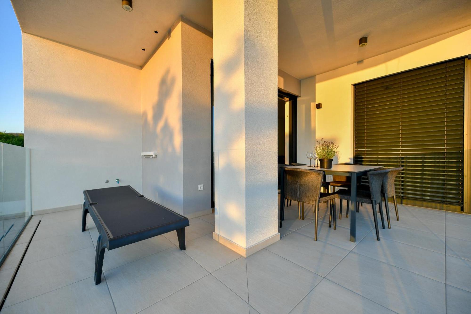 Crowonder Apartments & Rooms Oaza With Heated Swimming Pool And Sauna Turanj Exterior foto